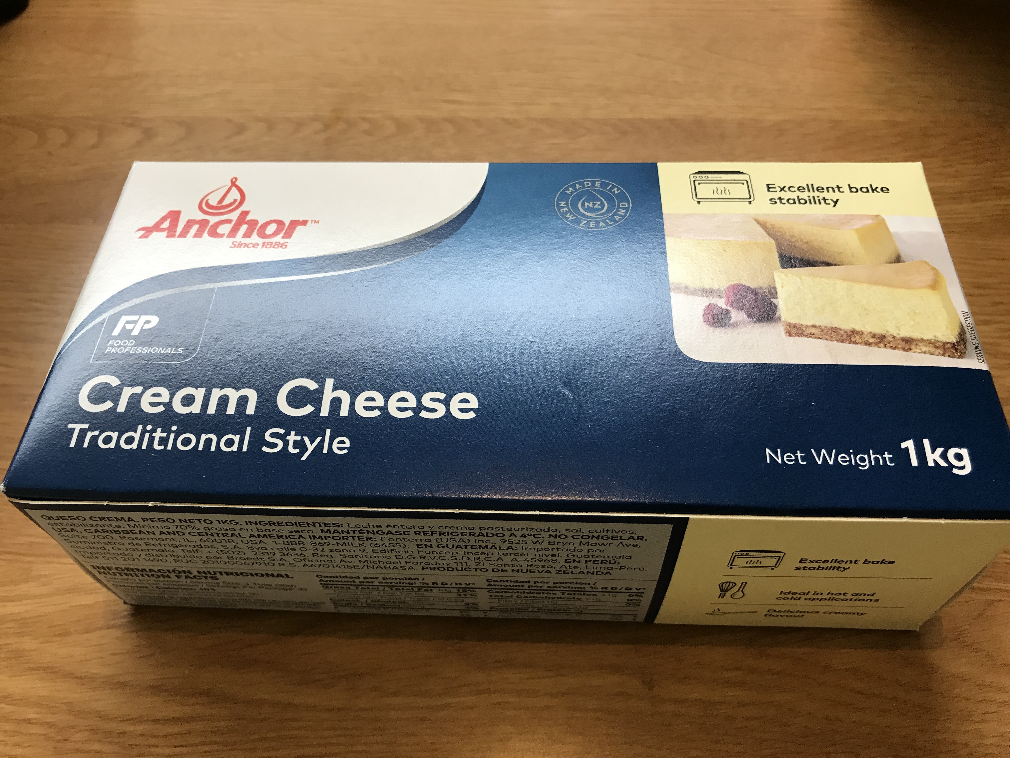 ニュージ-ランド　クリームチーズ　1kg